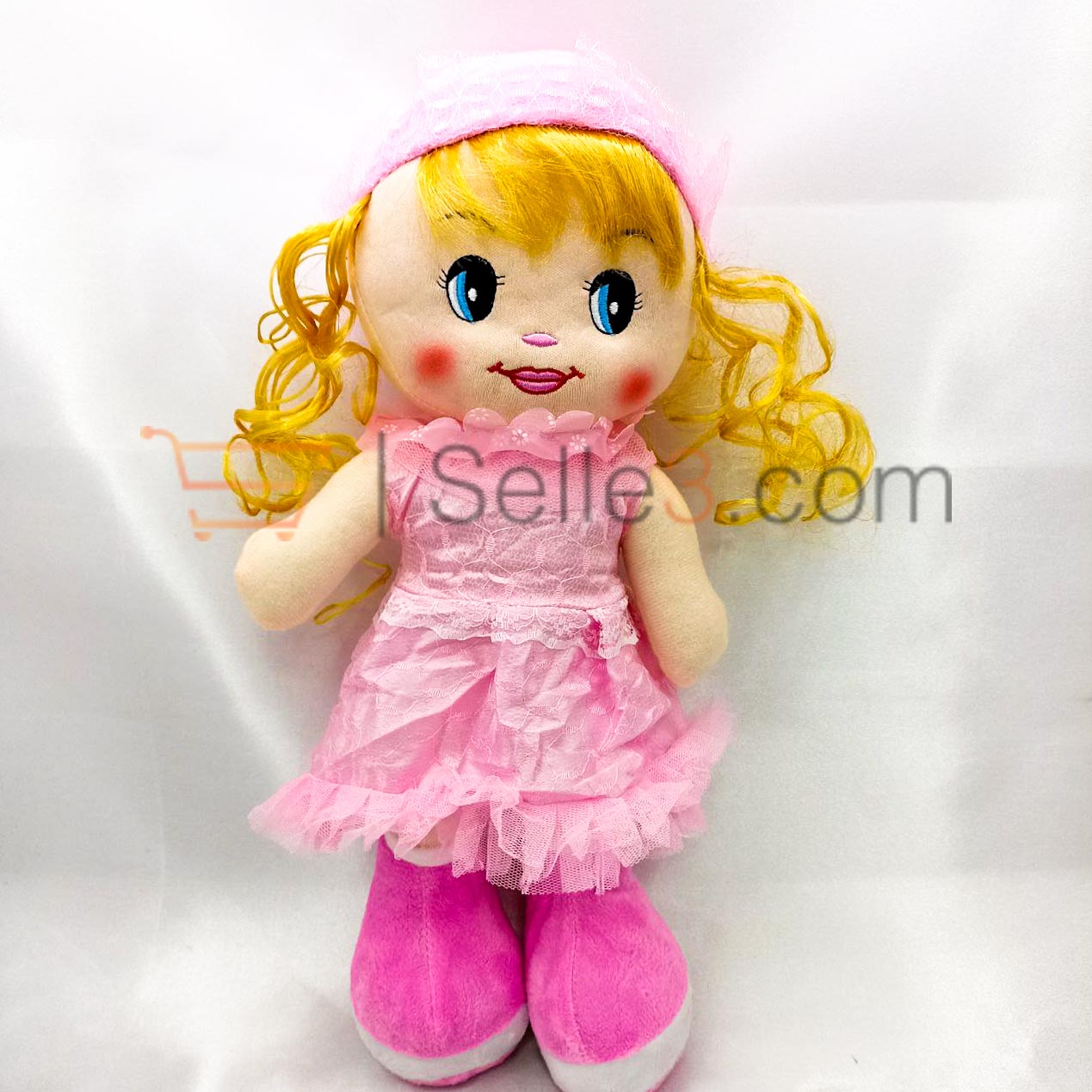 دمية قماشية Poupee Doll