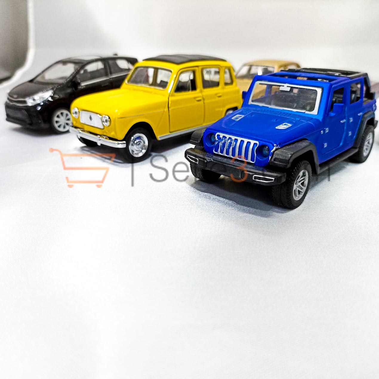 سيارة حديدية نمةذجية  Voiture Miniature Model Car Toy 
