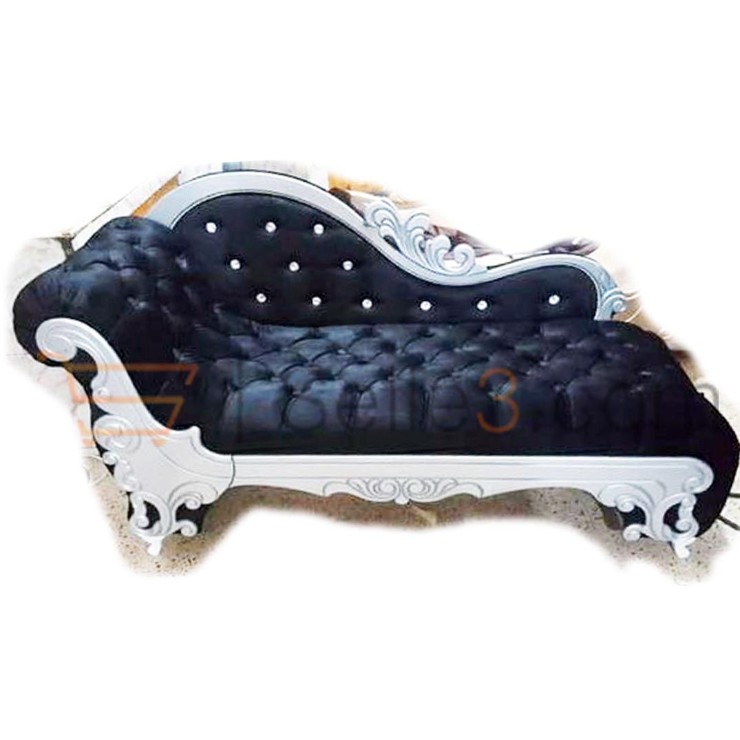 Fauteuil et coussins