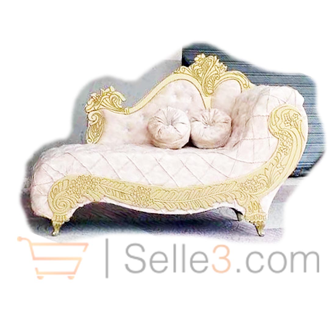Fauteuil et coussins